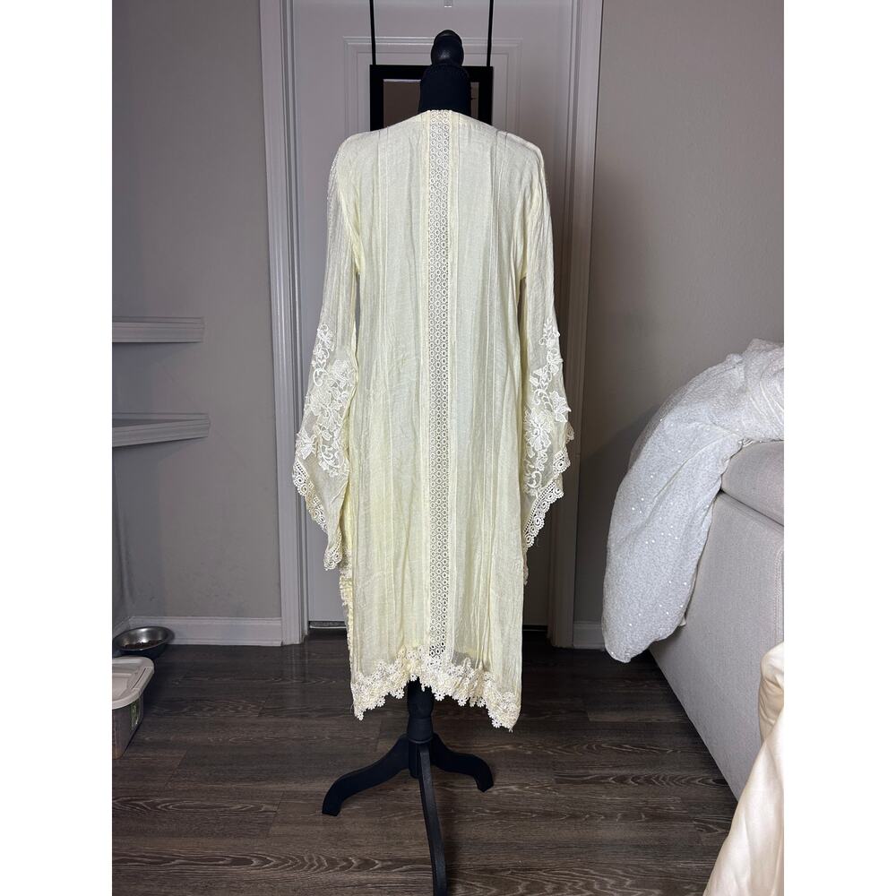 ✨ 1970s Angel Sleeve Boho Goddess Wedding Dress — Beading & Daisy Details - Picture 8 of 8
